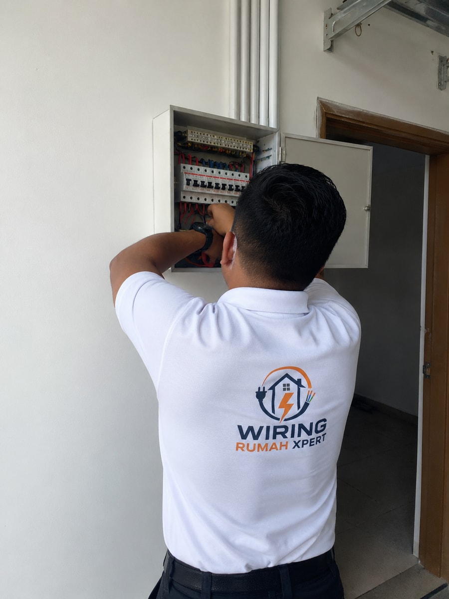 Pemeriksaan DB box dan wiring rumah