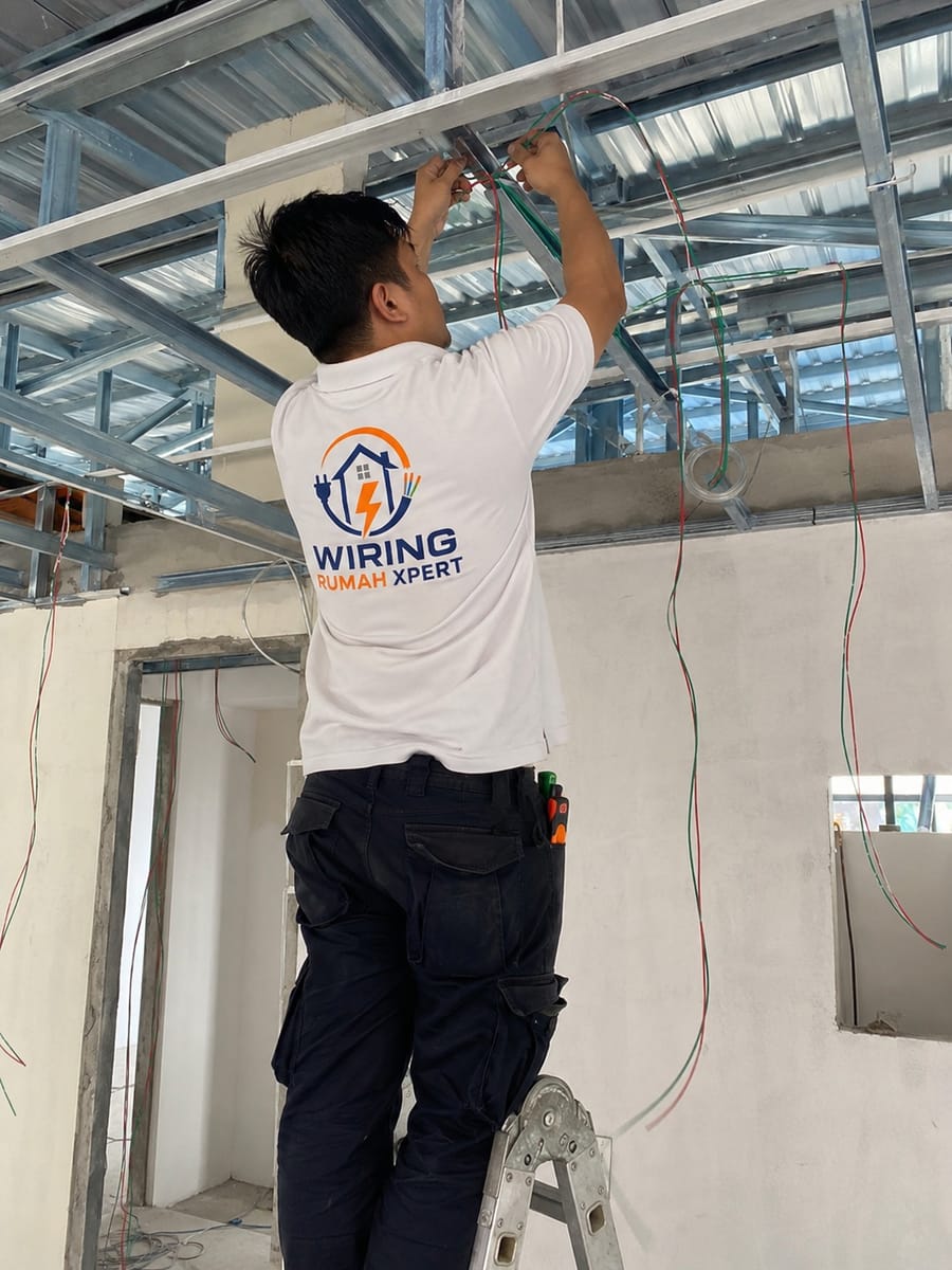 Pemasangan pembumian elektrik dan earthing rumah